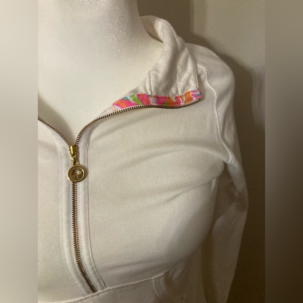 Lilly Pulitzer half zip white lightweight sweatshirt in size medium. EUC - Picture 2 of 5
